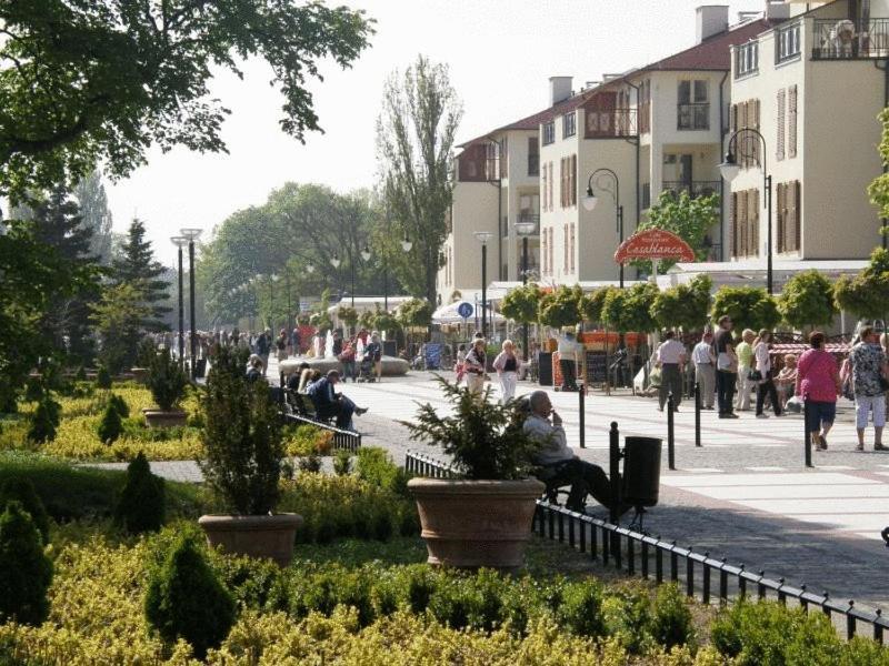 Apartnet Apartamenty Przy Promenadzie Свіноуйсьце Екстер'єр фото